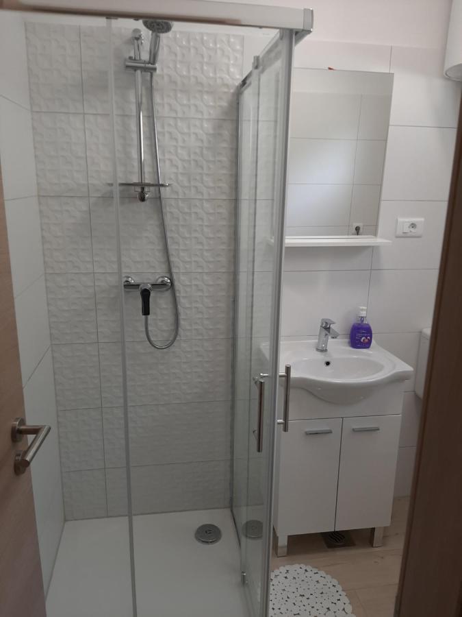 Apartman Maslina Pisak Luaran gambar