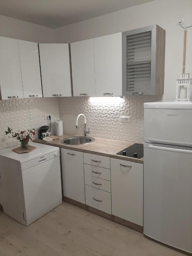 Apartman Maslina Pisak Luaran gambar